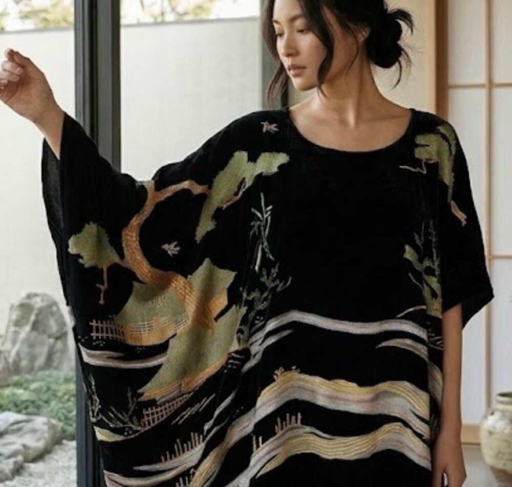 Black Velvet Poncho Pullover Top Onesize Fits Most Womens blouse
